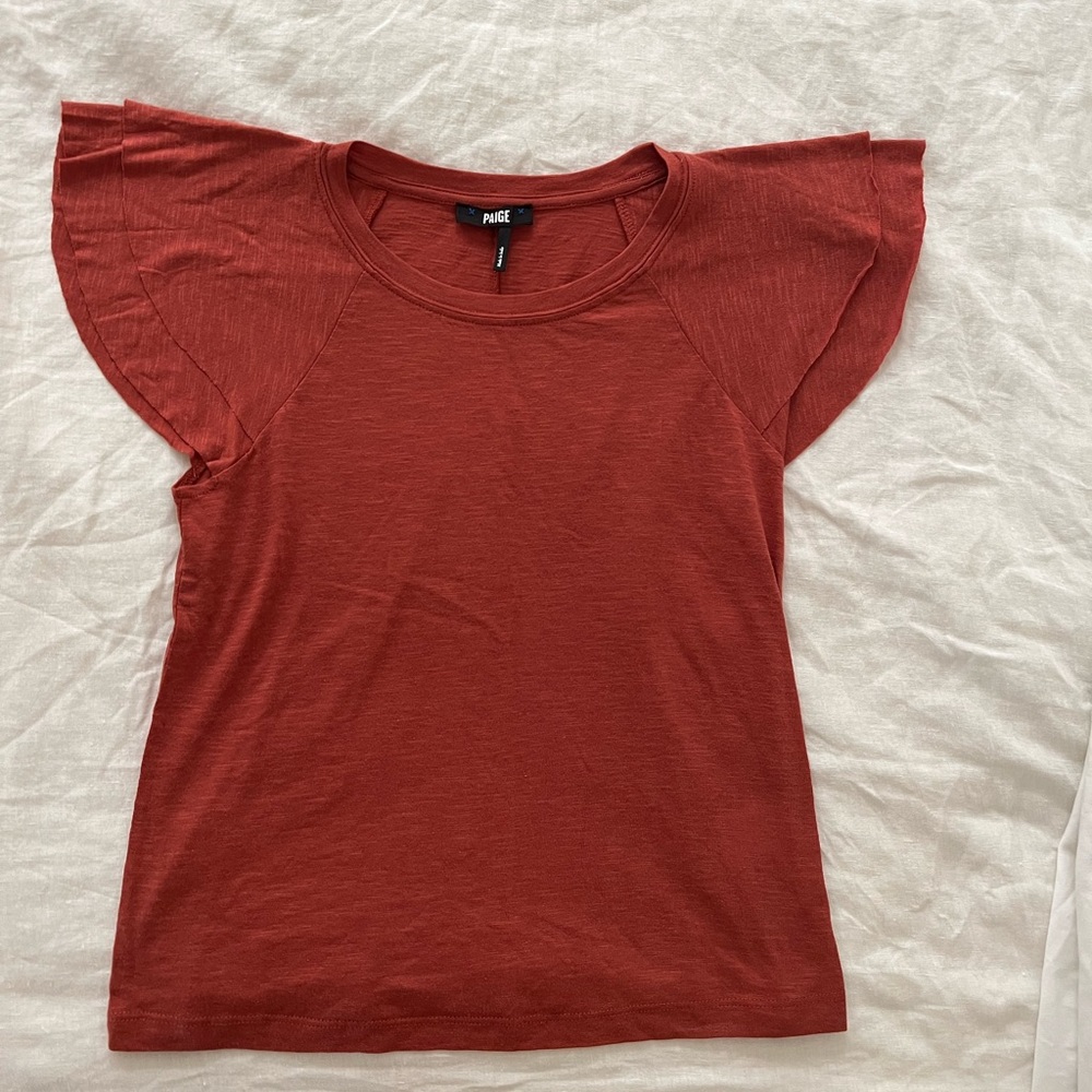 BRAND NEW tags just fell off Paige rust tshirt with flouncy shoulder detail